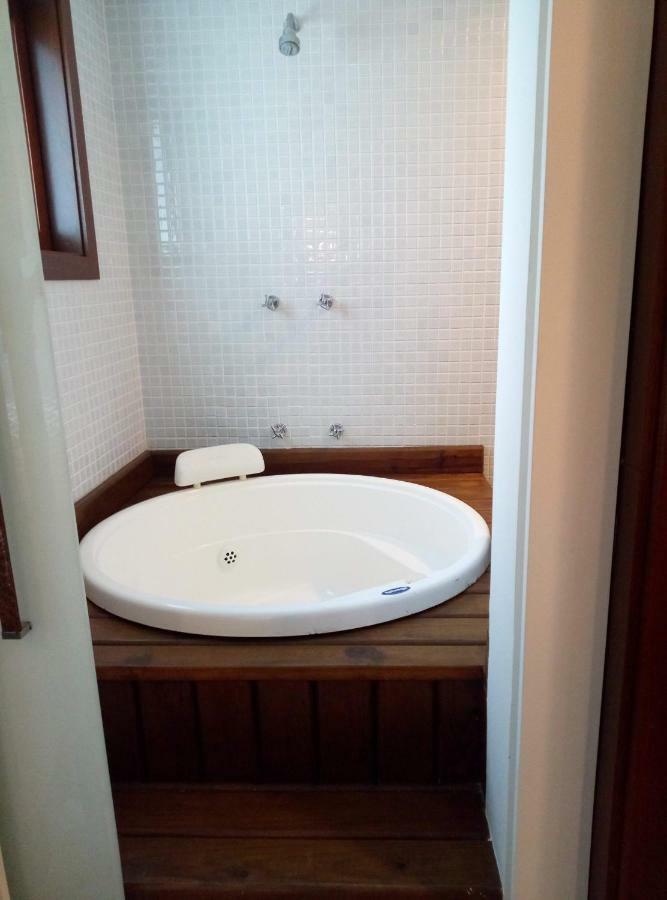 Casa No Condominio Yacamim - Praia Do Curral Ильябела Экстерьер фото